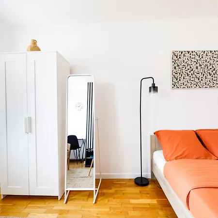 Moderne, Stylee Et Confortable En Centre *
